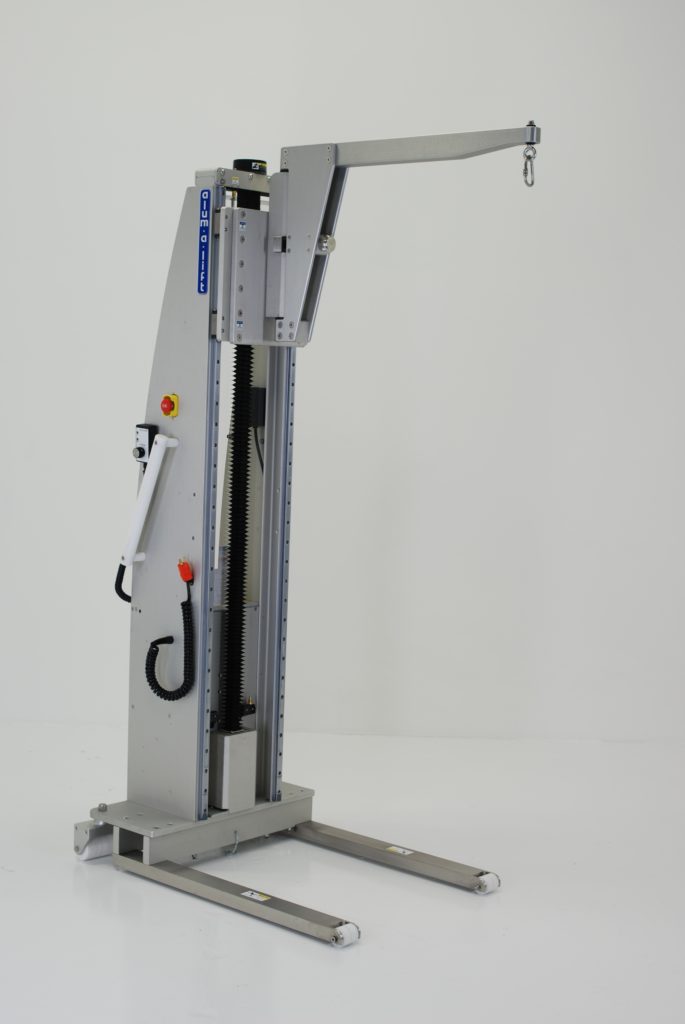 Lift with Pivoting Boom for Cleanroom Equipment