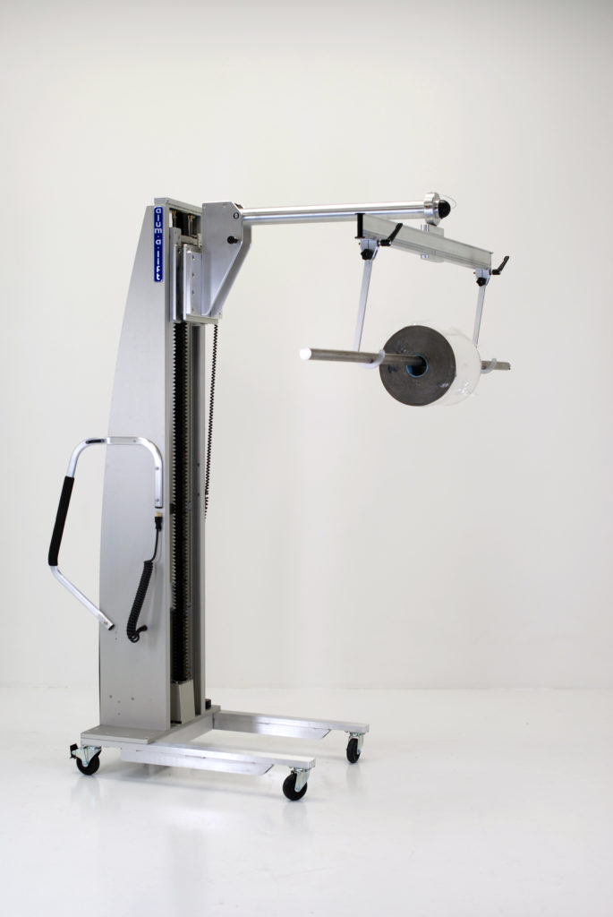 Prong Lift with Swiveling Crossbar ad Hooks for Rolls with Through Shafts